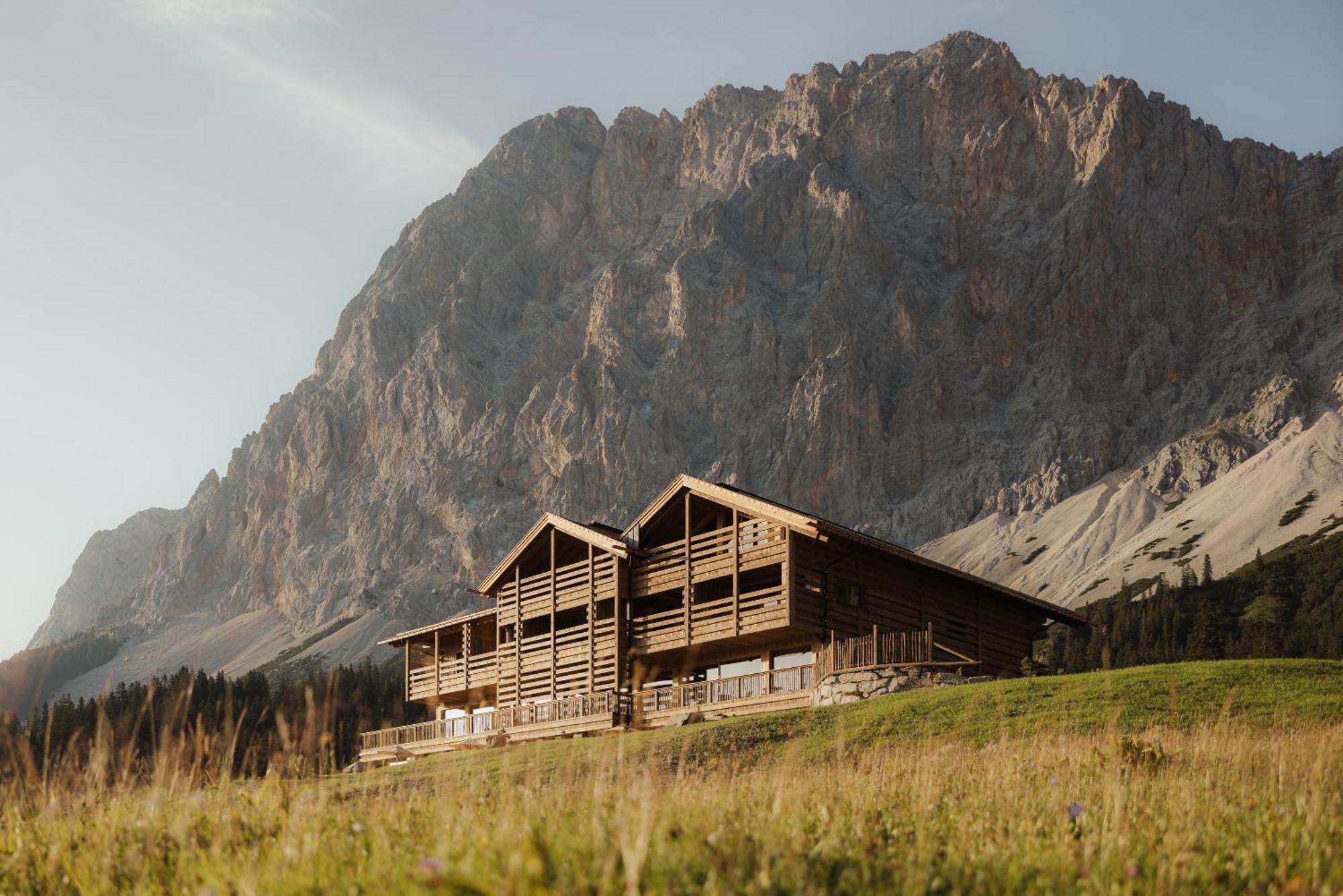 Eriro Hotel Ehrwald Exterior foto